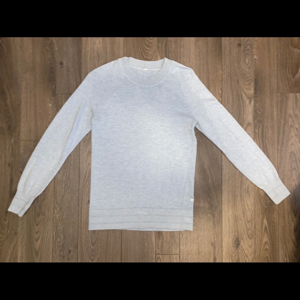 LIGHT BLUE LULULEMON SWEATER